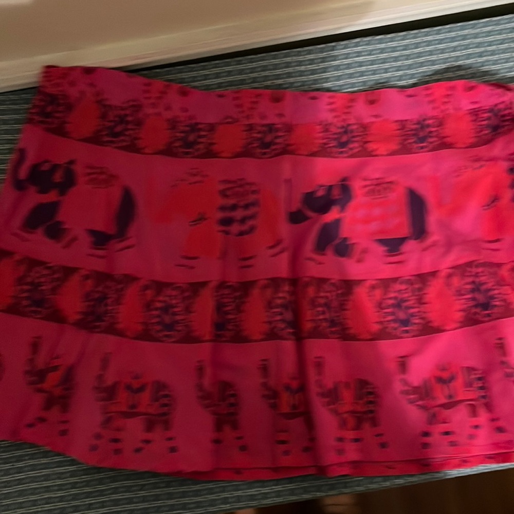 Darn Good Yarn 100% cotton wrap skirt. Fits sizes 14-20 (xl/18)